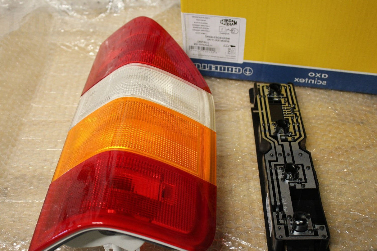 T1N Tail Light Assembly, Passenger Side (2001-06 Vans) Lighting (T1N) MMS