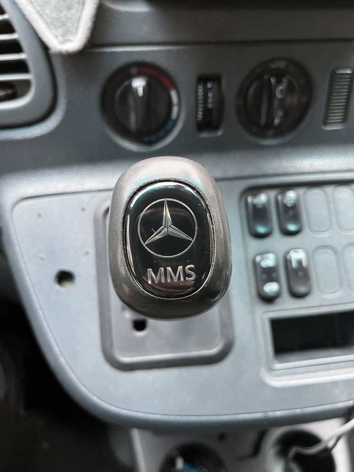 T1N Shifter Badge (NAG1, Automatic transmission) Interior (T1N) MMS HQ